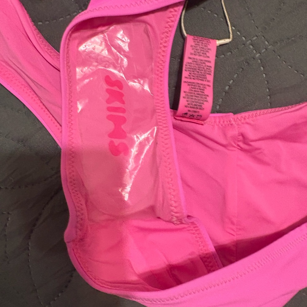 SKIMS recycled swim cut out plunge monokini TAFFY PINK nwt - Picture 2 of 9